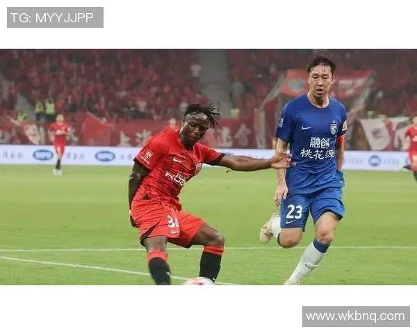 中超联赛精彩瞬间蒋光太乌龙球引发热议球迷反应不一