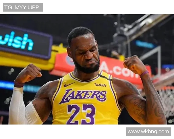 湖人全队备战总决赛，詹姆斯：必须全力以赴