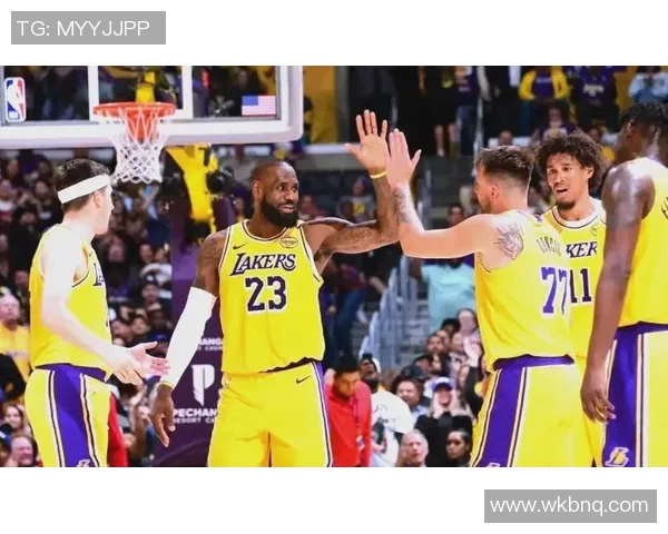 直通总决赛!雷霆重返巅峰,击败湖人晋级东部决赛 直通总决赛!雷霆重返巅峰,击败湖人晋级东部决赛